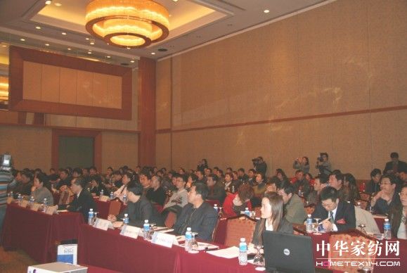 十五家企業(yè)獲“大連市家具行業(yè)杰出企業(yè)”稱號