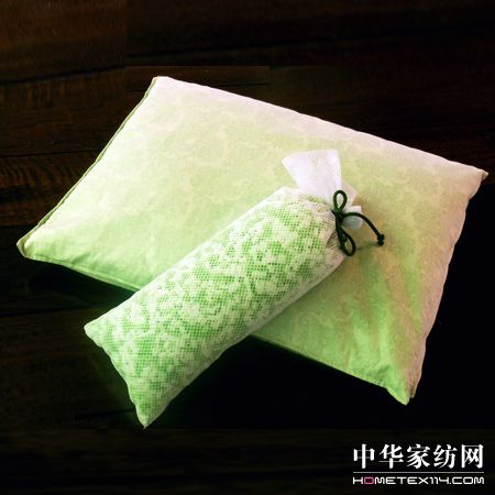 風靡日本的管枕