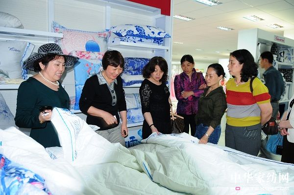 江西省女企業家協會參觀雨蘭家紡
