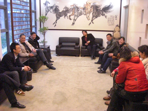 ���A�Ҽ��W(w��ng)�M�������L(f��ng)�F(tu��n)�������˽���ͨ����