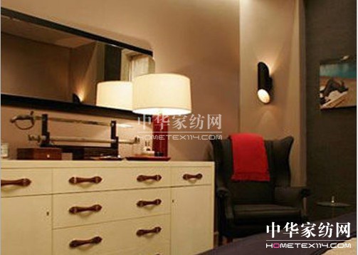 ���p��Ů������С��ChuckBass�ĺ�լ