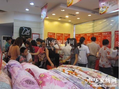 雅蘭四月抽獎(jiǎng)活動(dòng)完美收官