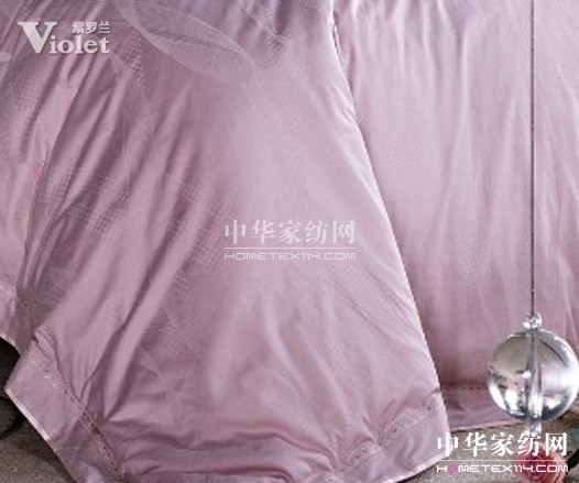 秋雨飄落 細(xì)數(shù)紫羅蘭的點(diǎn)滴過往