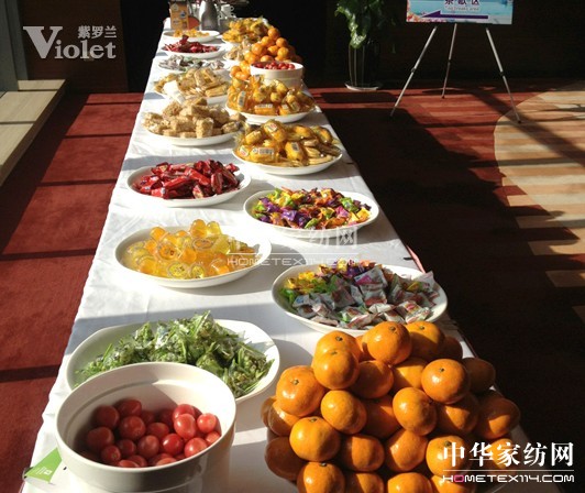 紫羅蘭2013春夏新品發(fā)布會盛大開幕
