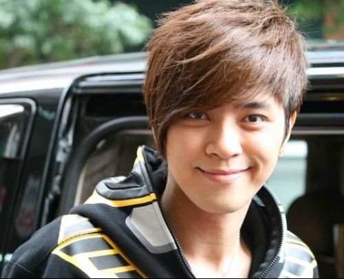 �S�����s���_־��۽z